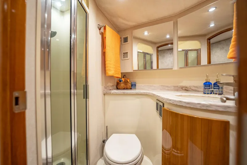 Slide: The Image of 2015 Viking 42 Flybridge Hawk Tuna - 5416673