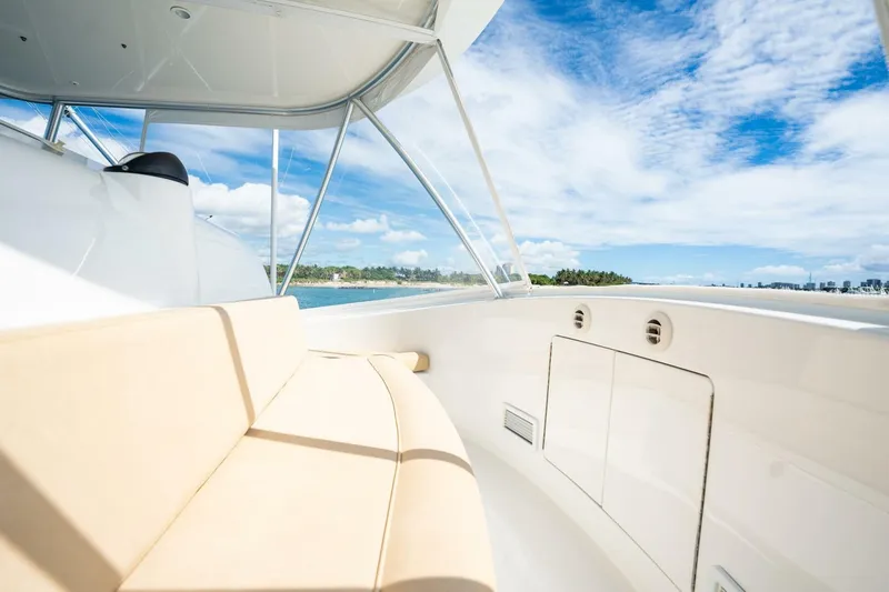 Slide: The Image of 2015 Viking 42 Flybridge Hawk Tuna - 5416687