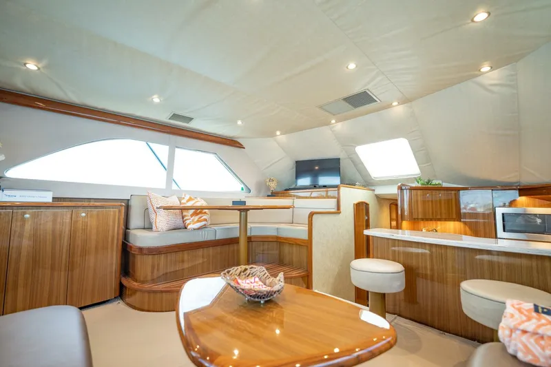 Slide: The Image of 2015 Viking 42 Flybridge Hawk Tuna - 5416660