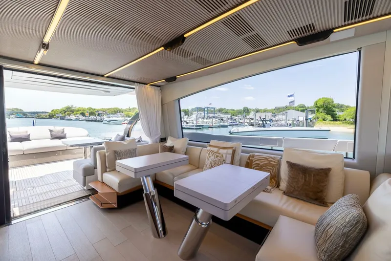 Slide: The Image of Azimut S7 For Sale - SECOND CHANCE - 5416572