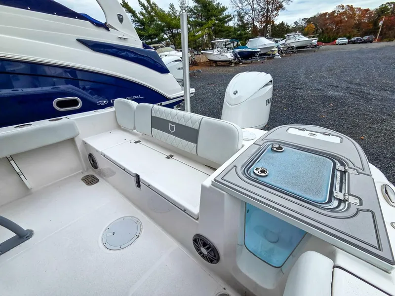 Slide: The Image of Sea Fox 228 Commander 2026 - 5801079