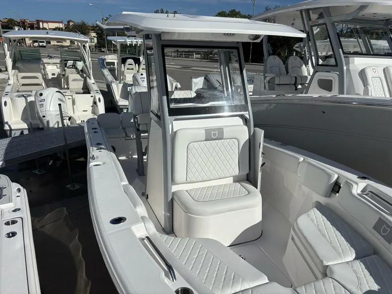 Slide: The Image of Sea Fox 228 Commander 2026 - 5549870