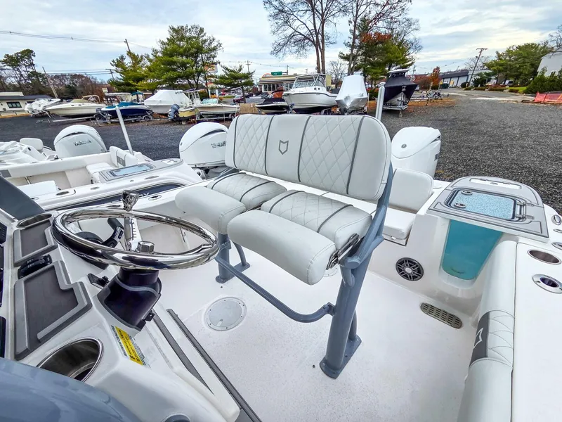 Slide: The Image of Sea Fox 228 Commander 2026 - 5819207