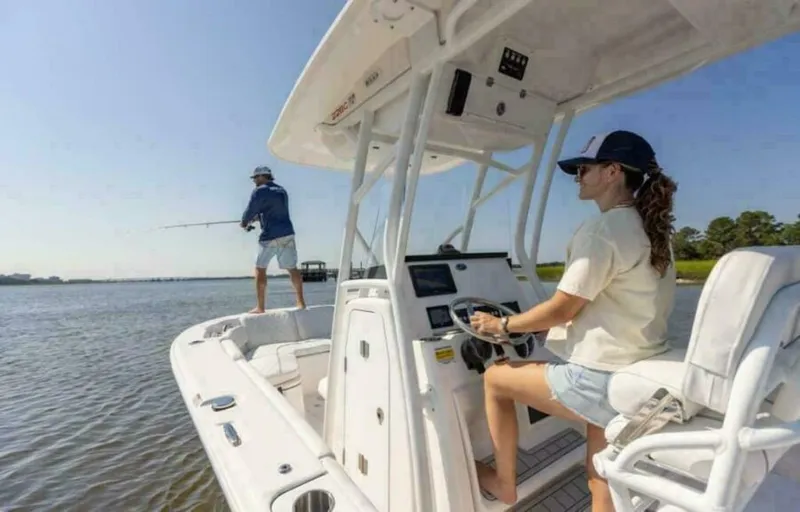 Slide: The Image of Sea Fox 228 Commander 2026 - 5417137