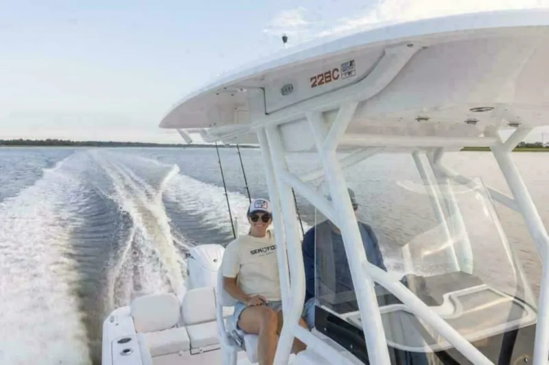 Slide: The Image of Sea Fox 228 Commander 2026 - 5417138