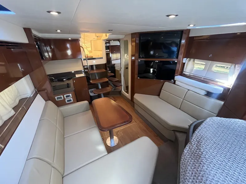 Slide: The Image of Sea Ray 350 Sundancer 2014 - 5764403