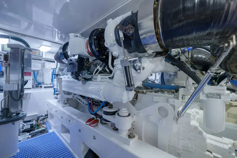 Slide: The Image of 2000 Garlington 61C "Salemwolf" - Engine Room - 5475960