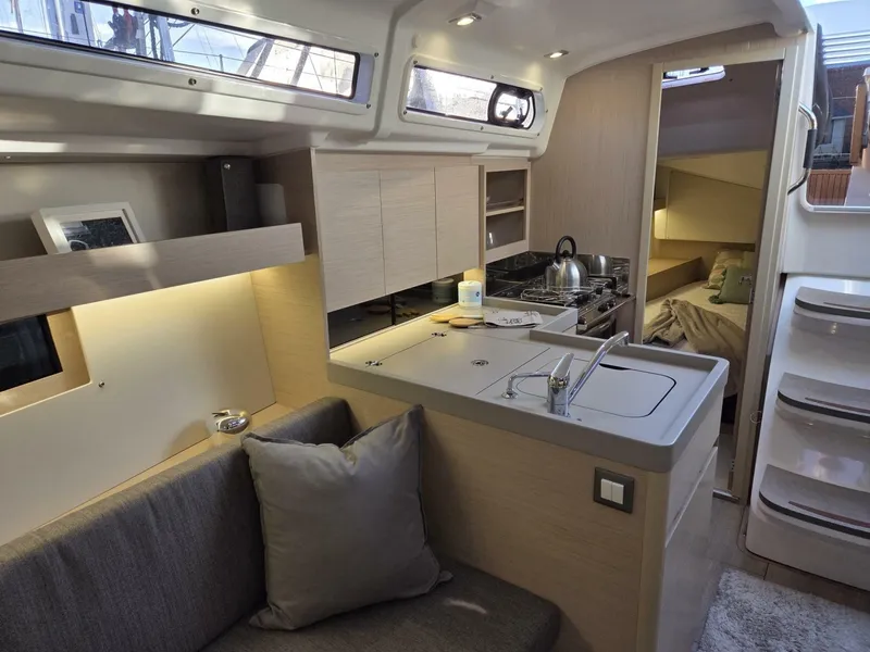 Slide: The Image of Galley - 6113488