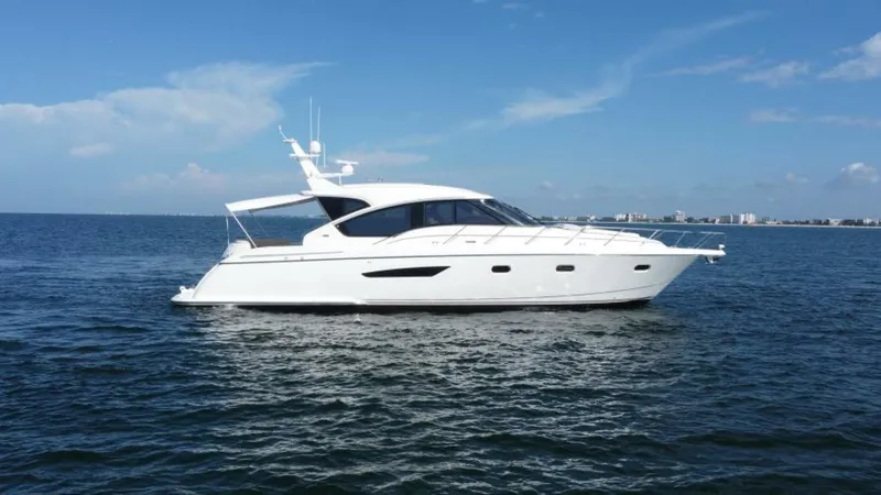 Slide: The Image of 2008 58 Tiara Yachts Sovran - Dreamscape - Starboard Profile - 5421004