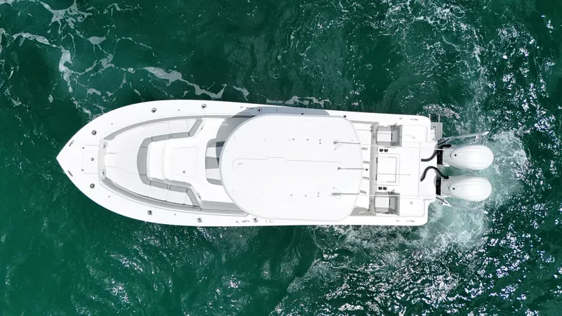 Slide: The Image of Regulator Marine 30XO 2025 - 5421780