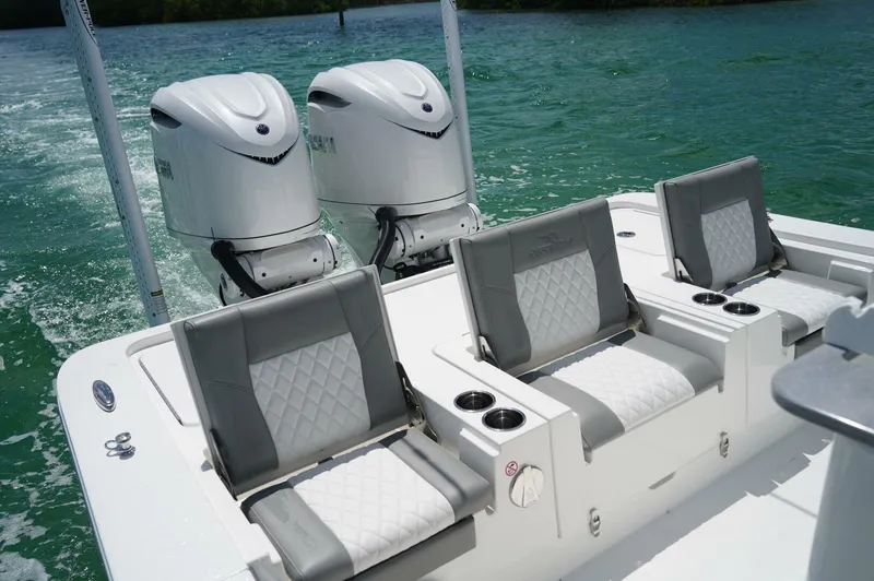 Slide: The Image of Regulator Marine 30XO 2025 - 5421772