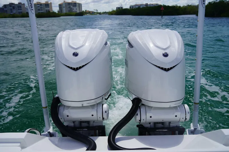 Slide: The Image of Regulator Marine 30XO 2025 - 5421777