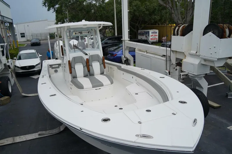 Slide: The Image of Regulator Marine 30XO 2025 - 5421733