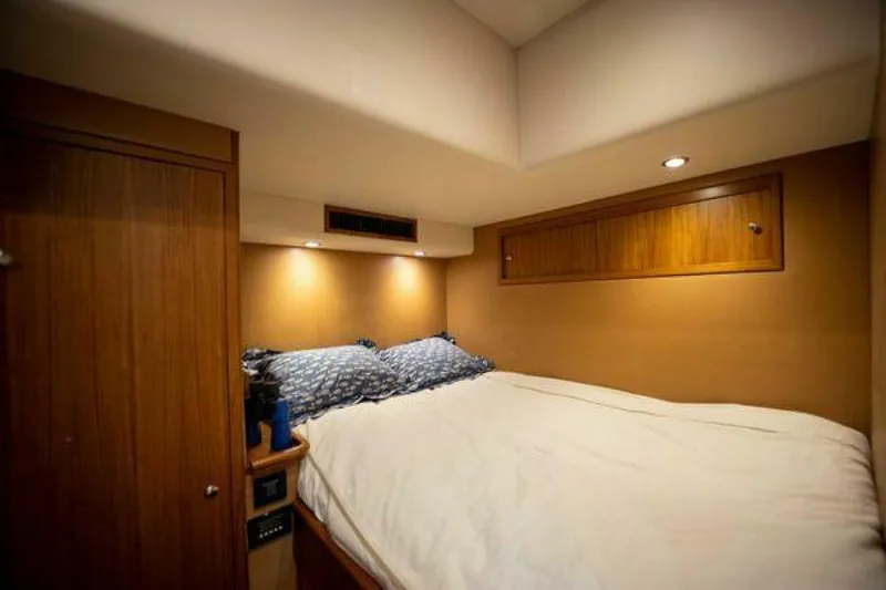 Slide: The Image of Release 46 Custom Express Carolina 2014 - 5424531