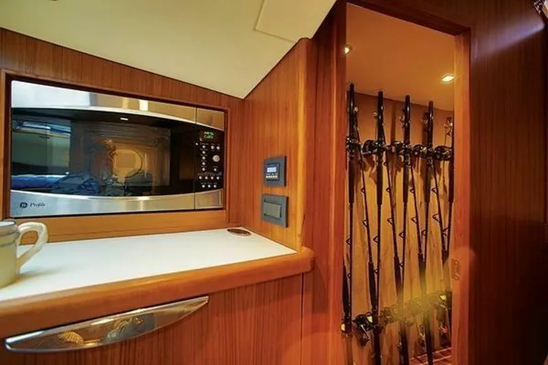 Slide: The Image of Release 46 Custom Express Carolina 2014 - 5424556