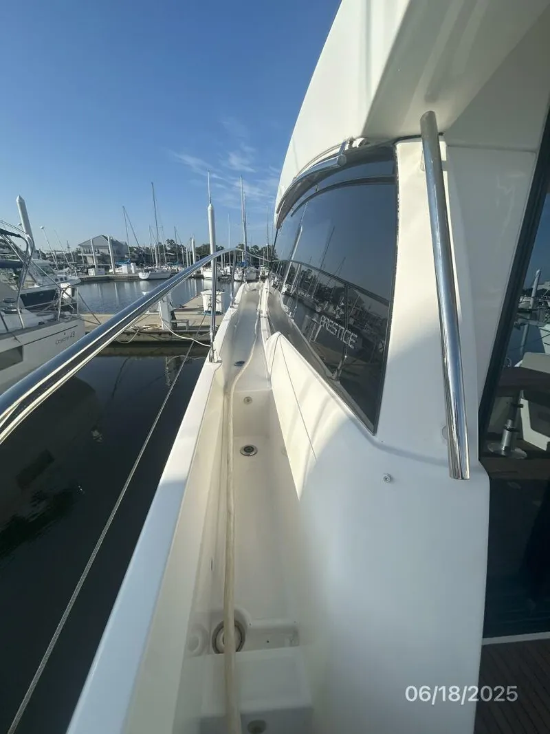 Slide: The Image of 42' Prestige port side deck1 - 5423144