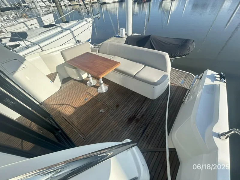 Slide: The Image of 42' Prestige aftdeck1 - 5423090
