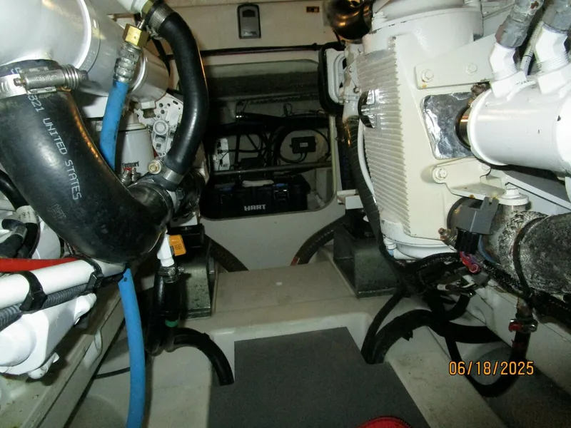 Slide: The Image of 42' Prestige engine room aft - 5423103
