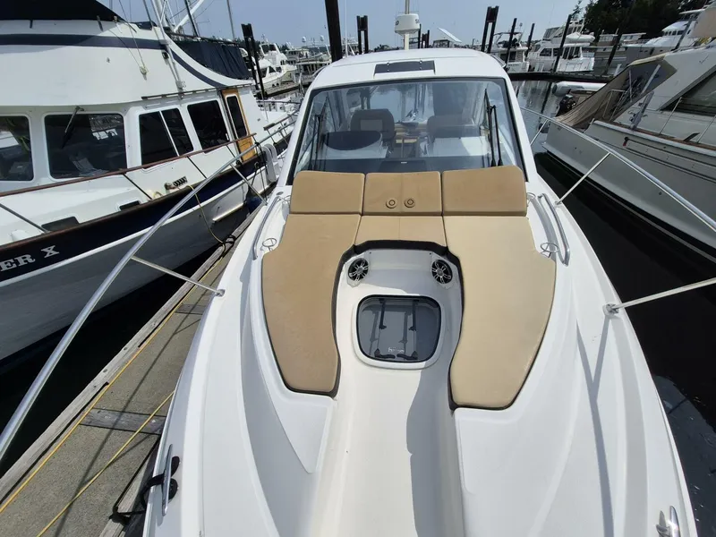 Slide: The Image of Sea Ray Sundancer 350 Coupe 2019 - 5423159