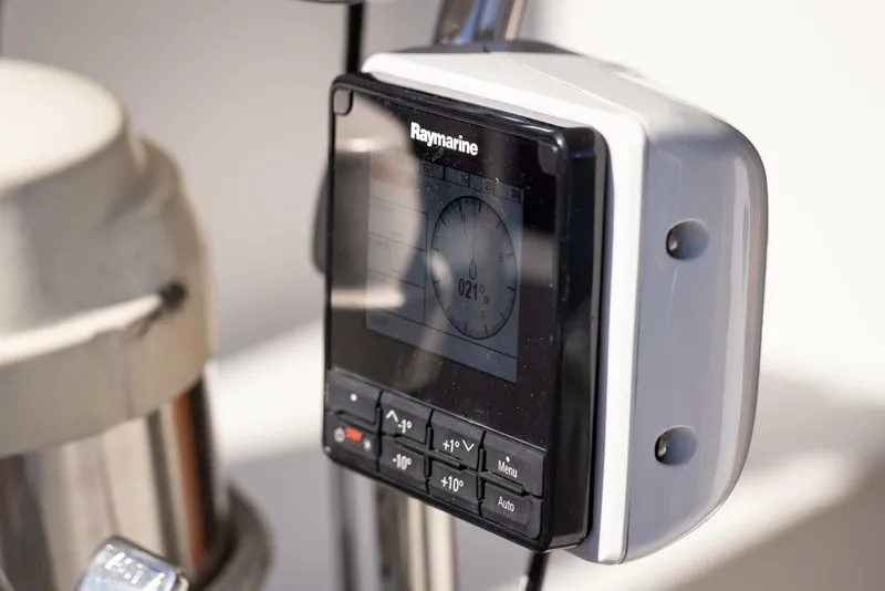 Slide: The Image of Nonsuch 30 1989 - 5429168