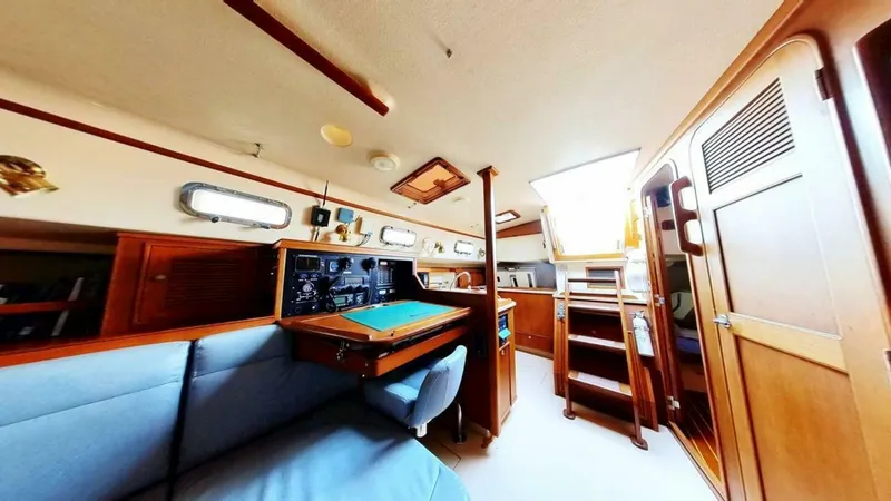 Slide: The Image of Island Packet 420 2000 - 5678132