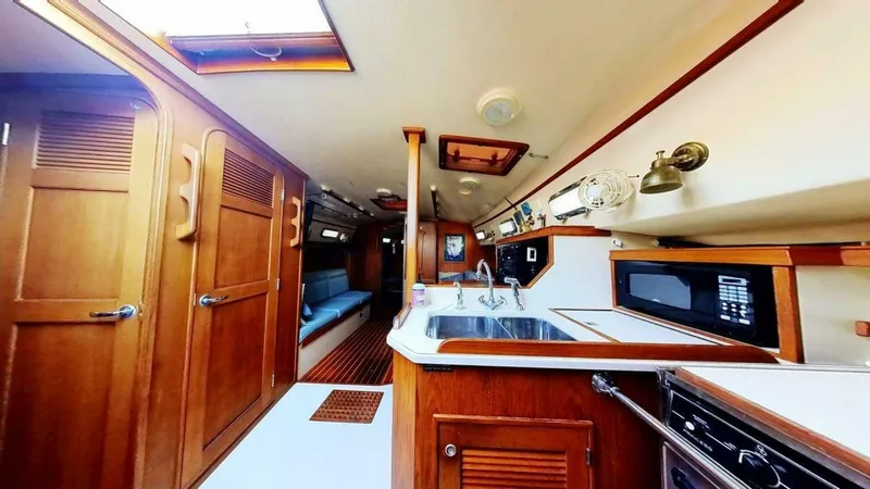 Slide: The Image of Island Packet 420 2000 - 5678133