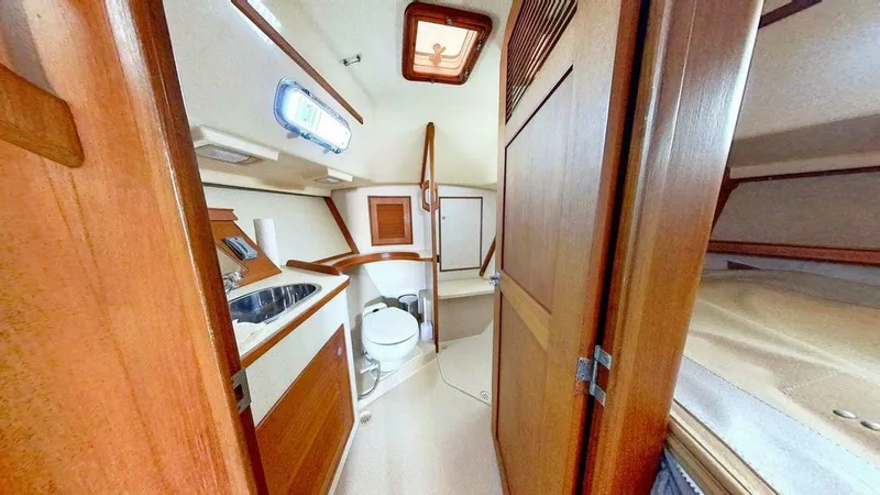 Slide: The Image of 2000 Island Packet 420 - 5678137