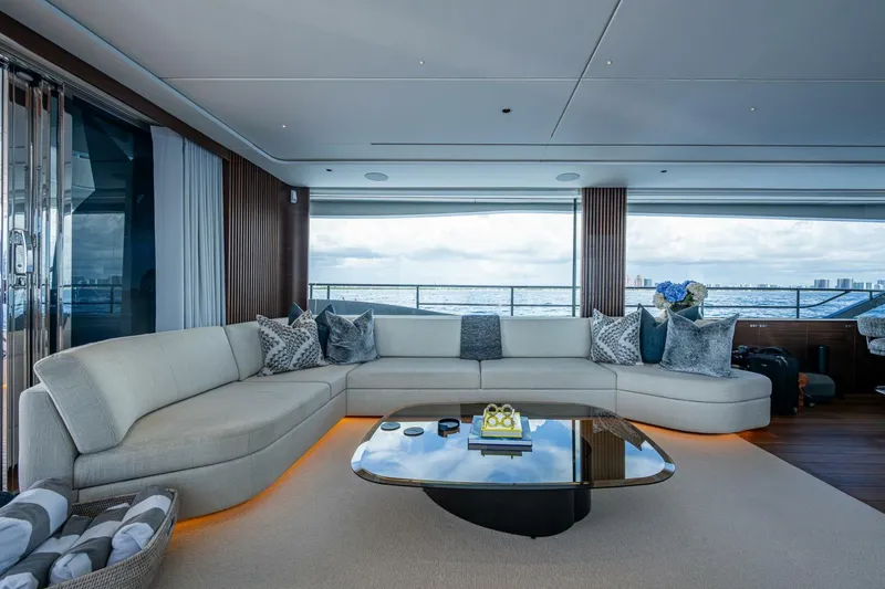 Slide: The Image of Princess Y95 Salon - 5424184