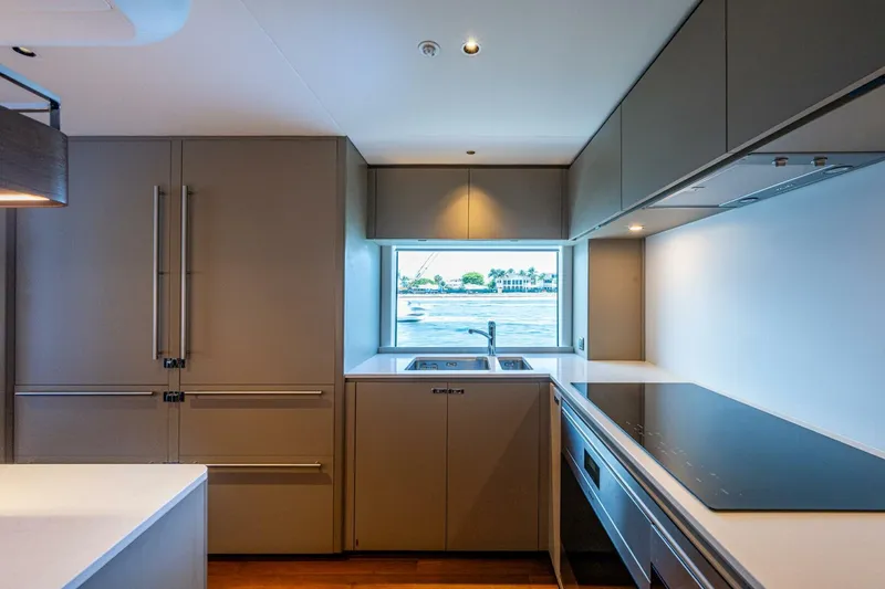 Slide: The Image of Princess Y95 Galley - 5424168