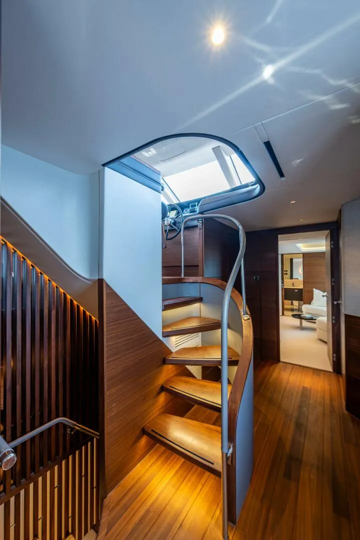 Slide: The Image of Princess Y95 Pilot House - Stairs from Main deck - 5424179