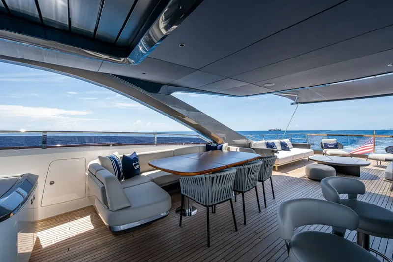 Slide: The Image of Princess Y95 Flybridge - Dining Area - 5423621