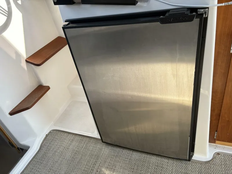 Slide: The Image of Cutwater C-24 Coupe 2022 - 5428112