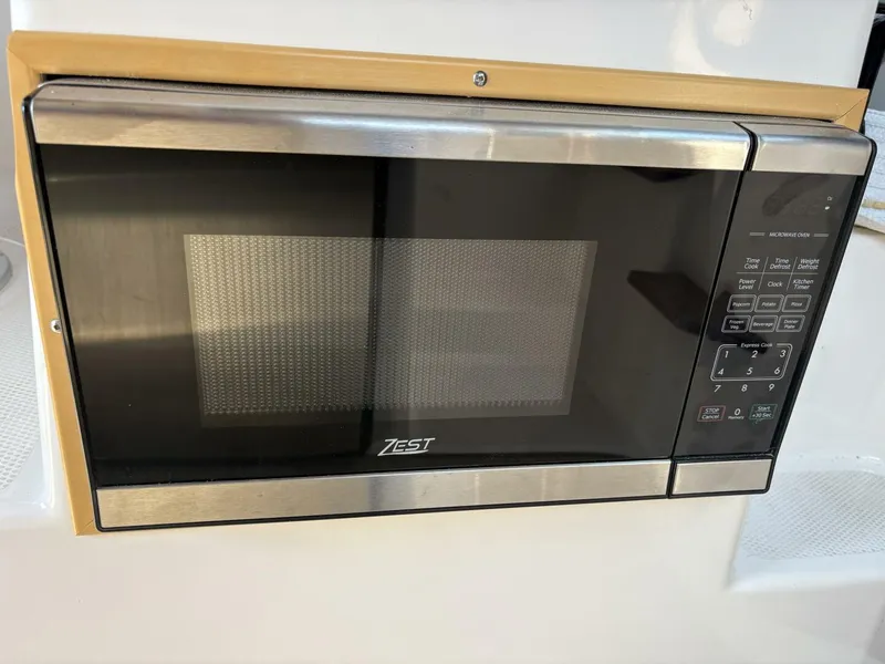 Slide: The Image of Cutwater C-24 Coupe 2022 - 5428113