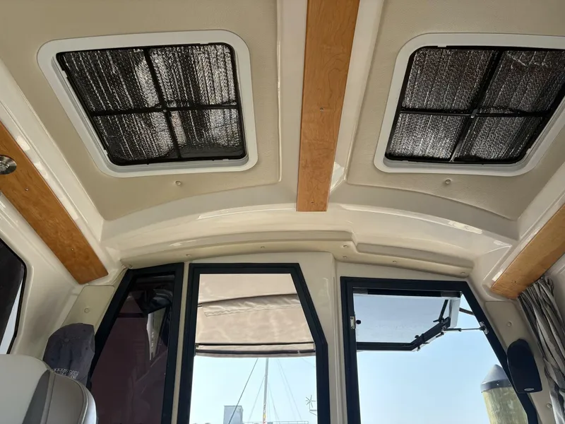 Slide: The Image of Cutwater C-24 Coupe 2022 - 5428118