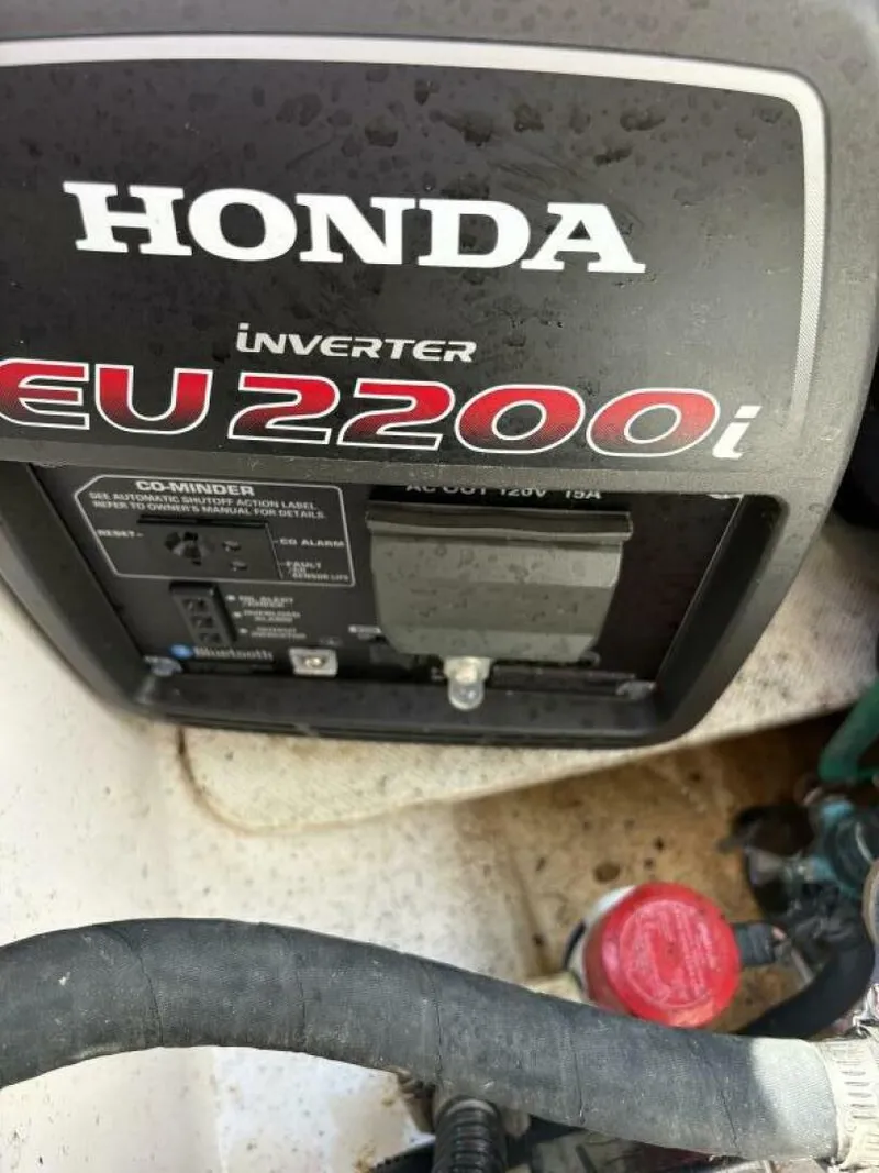 Slide: The Image of Cutwater C-24 Coupe 2022 - 5428123