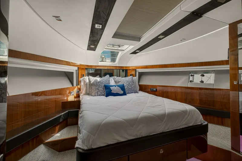 Slide: The Image of Fairline 65 Squadron 2013 - 5425128