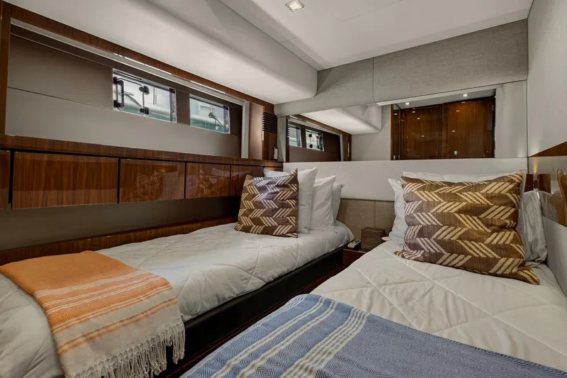 Slide: The Image of Fairline 65 Squadron 2013 - 5425130