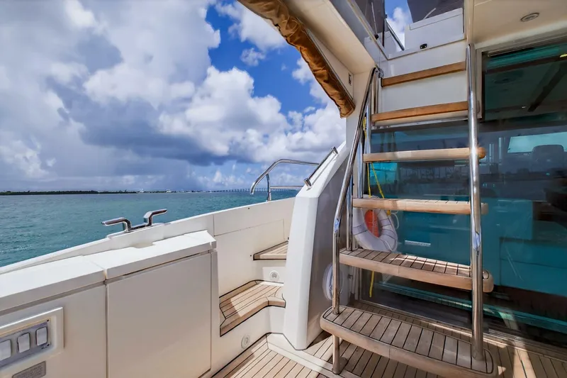 Slide: The Image of Fairline 65 Squadron 2013 - 5425104