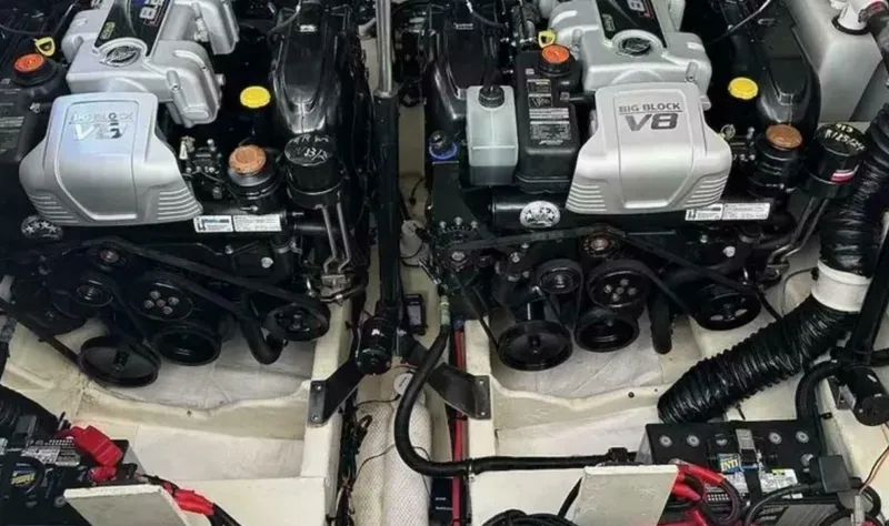 Slide: The Image of Sea Ray 350 Sundancer 2019 - 5424857