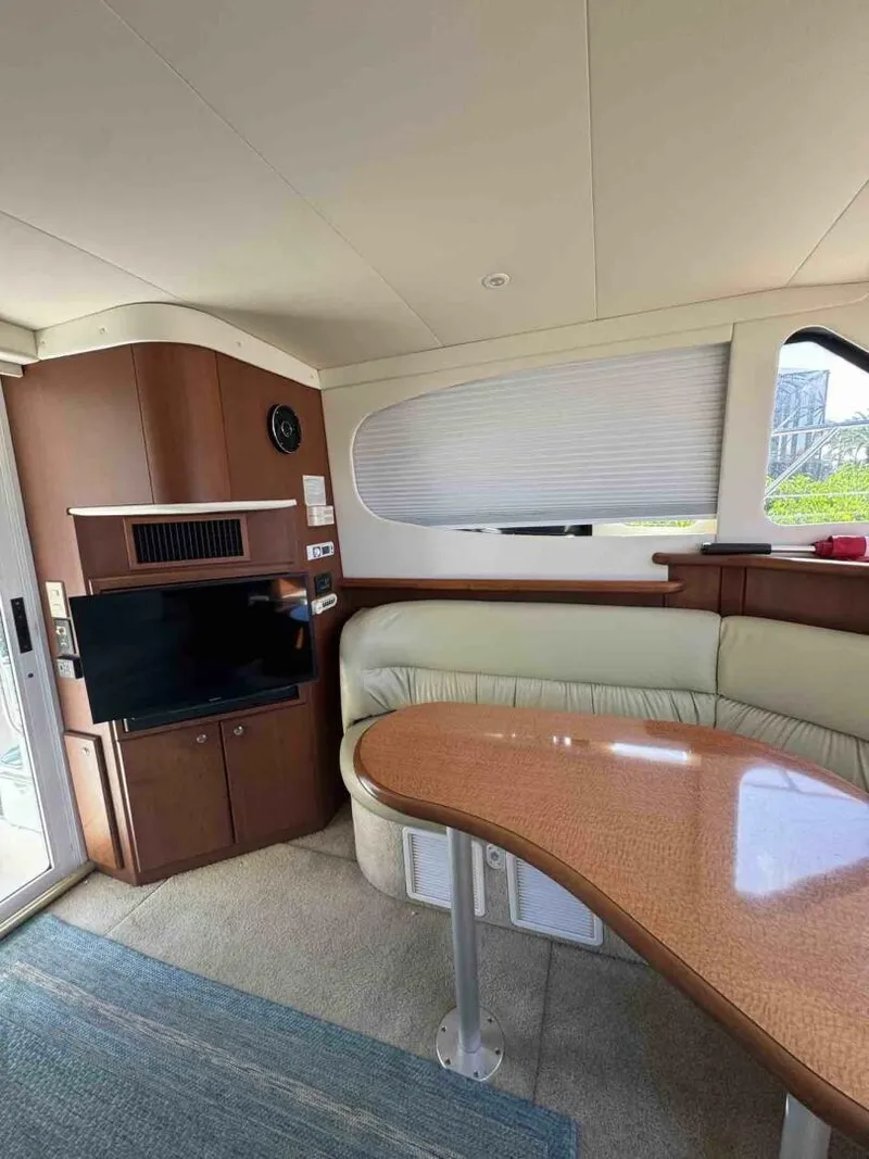 Slide: The Image of 34c Silverton salon 2 - 5429717