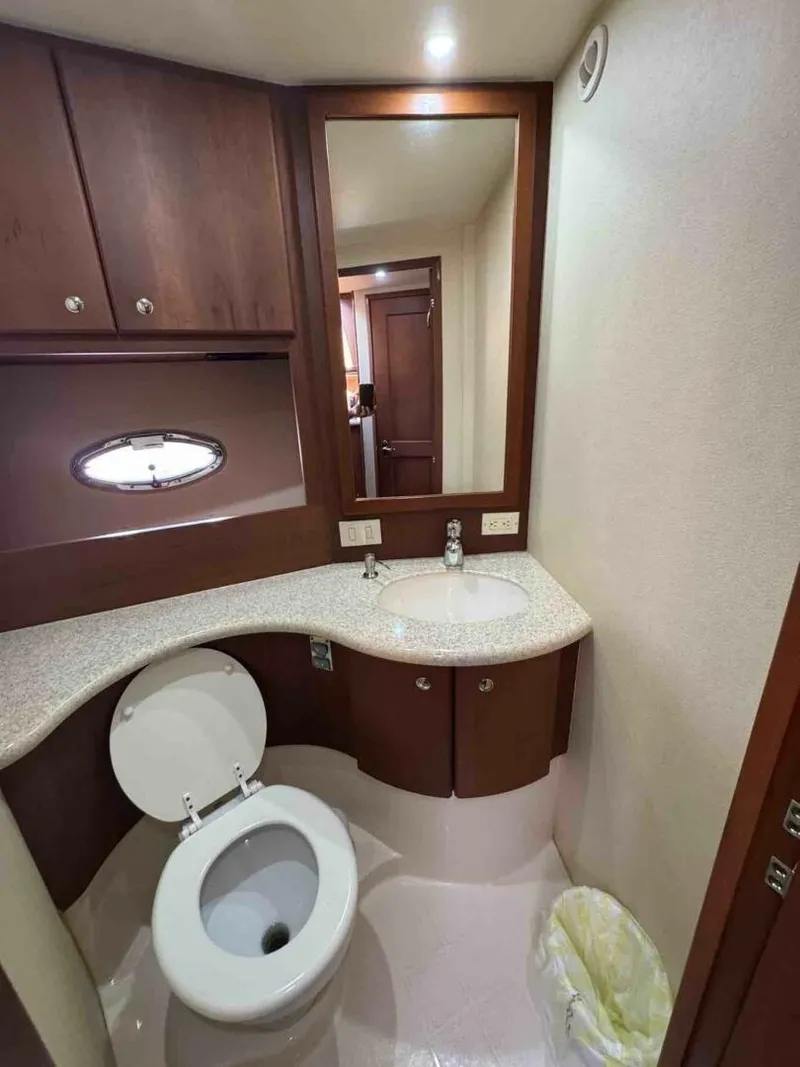 Slide: The Image of 34c Silverton port Head - 5429704