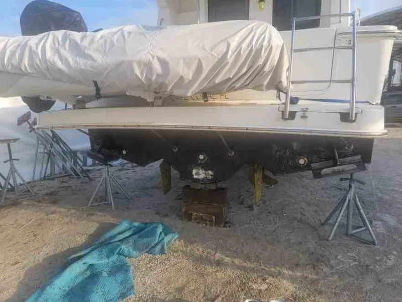 Slide: The Image of 34c Silverton swim platform on hard - 5429707