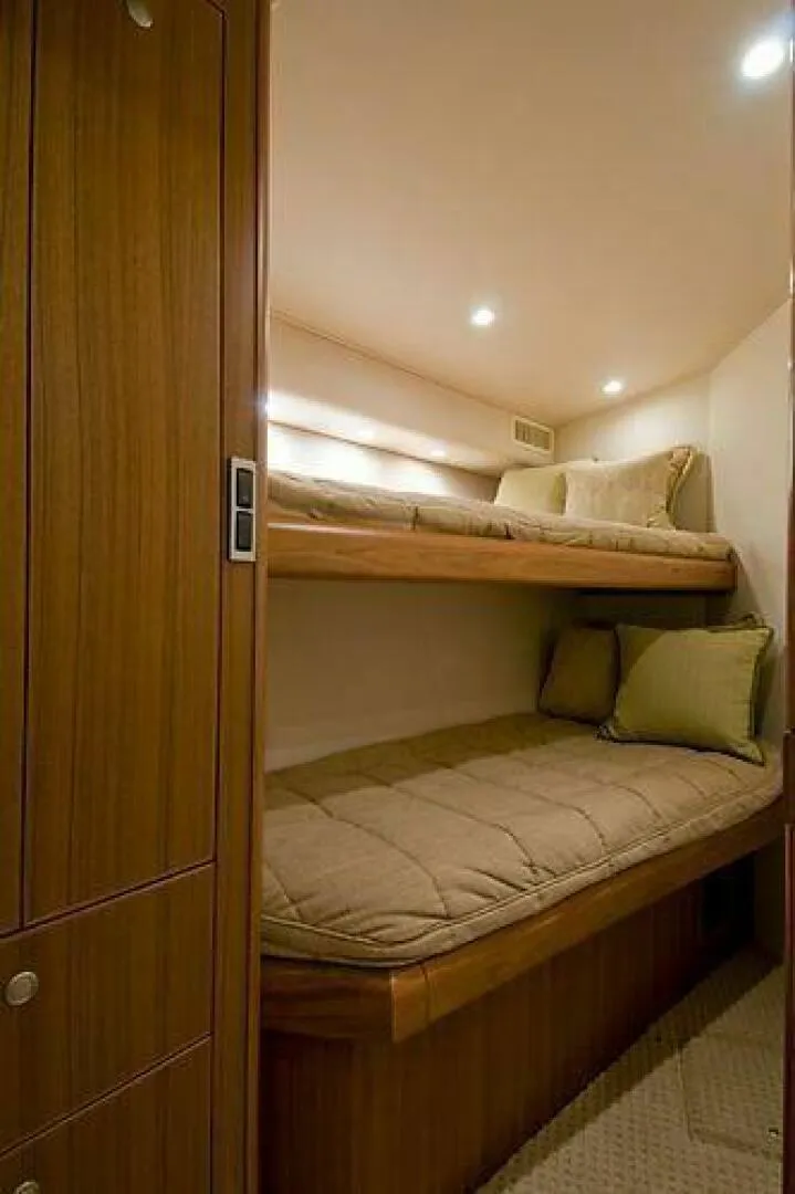 Slide: The Image of Viking 45 - FINE FOR NOW - Guest Stateroom 2005 Viking 45 Convertible FINE FOR NOW - 5425193