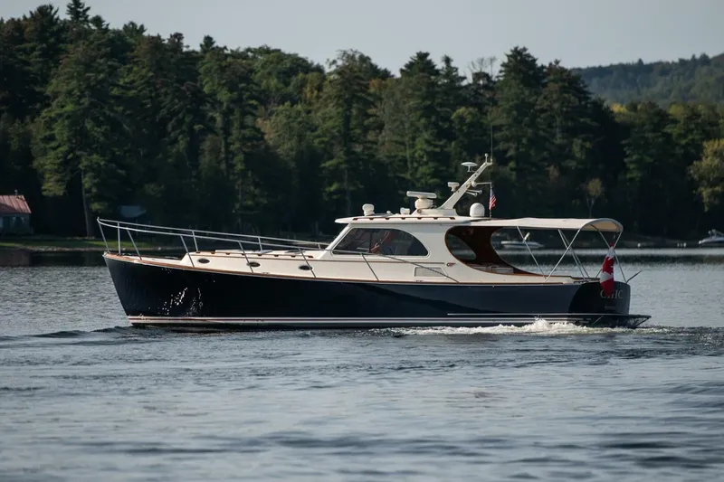 Slide: The Image of Hinckley Yachts Talaria 44 Express 2003 - 5425468