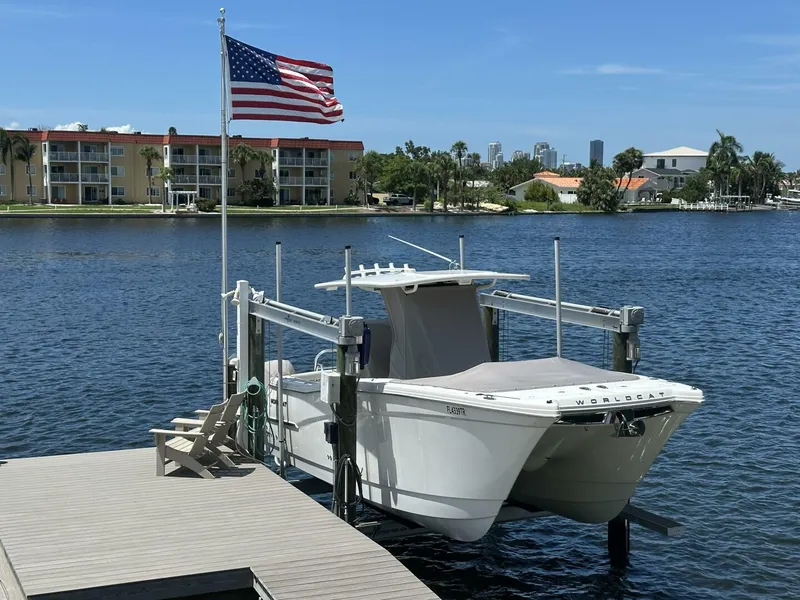 Slide: The Image of World Cat 280CCX 2024 - 5425502