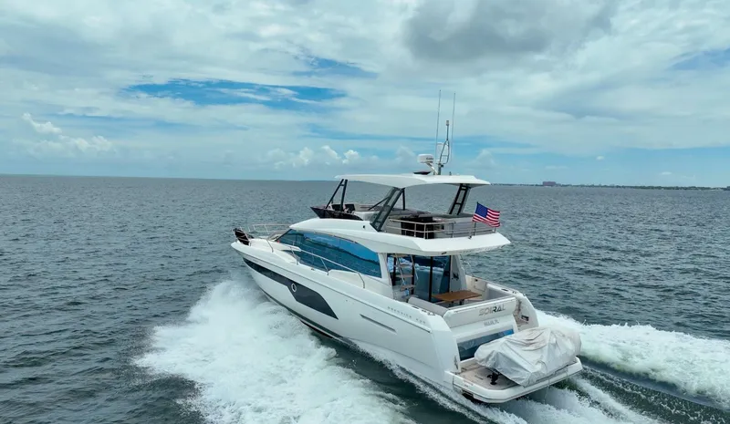 Slide: The Image of Prestige 520 2023 - 5498987