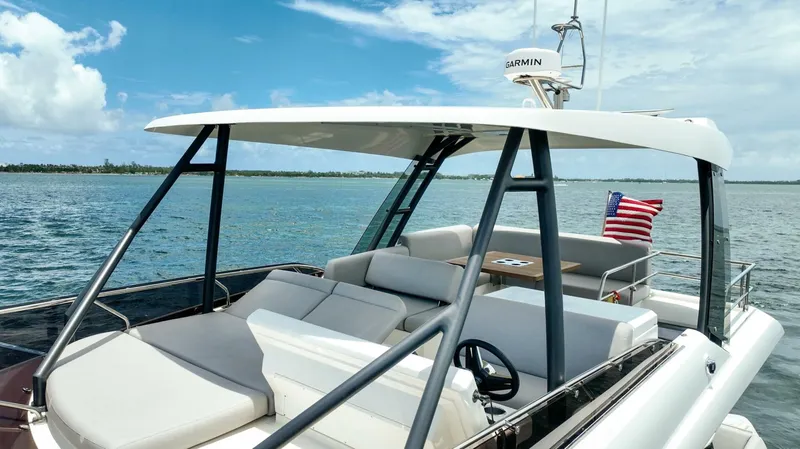 Slide: The Image of Prestige 520 2023 - 5498988