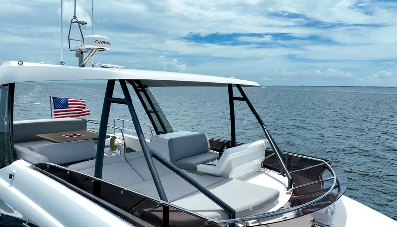 Slide: The Image of Prestige 520 2023 - 5498990