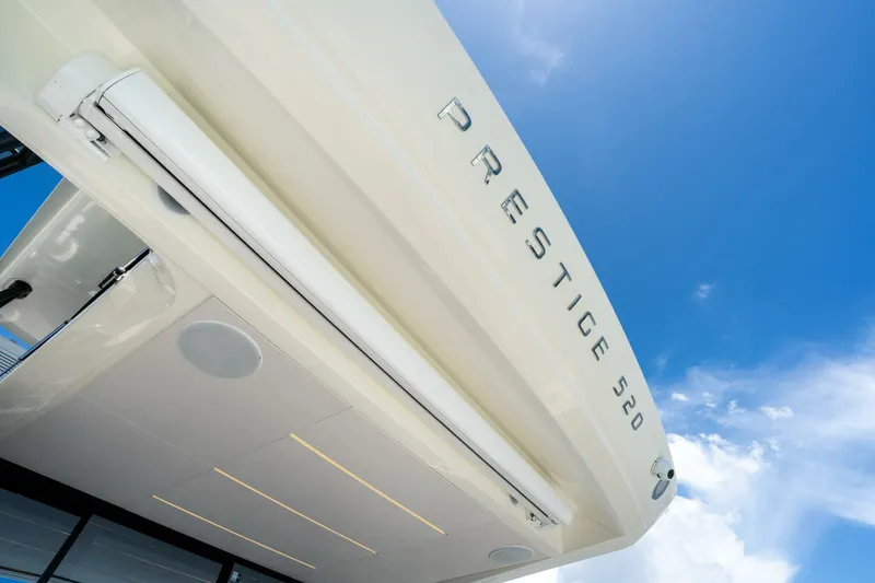 Slide: The Image of Prestige 520 2023 - 5498998