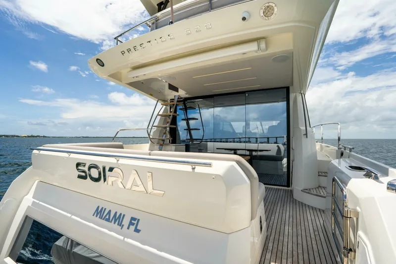 Slide: The Image of Prestige 520 2023 - 5499001